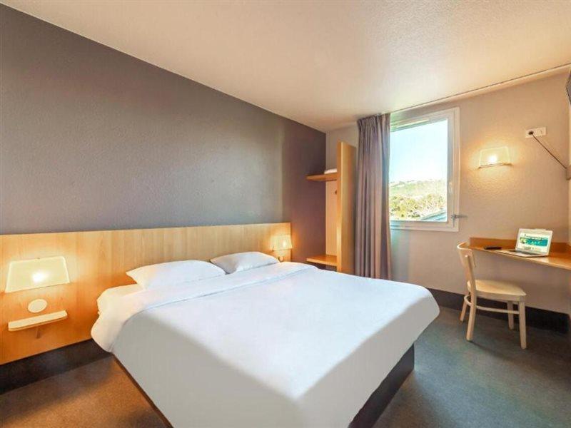 B&B Hotel Toulon オリウル エクステリア 写真