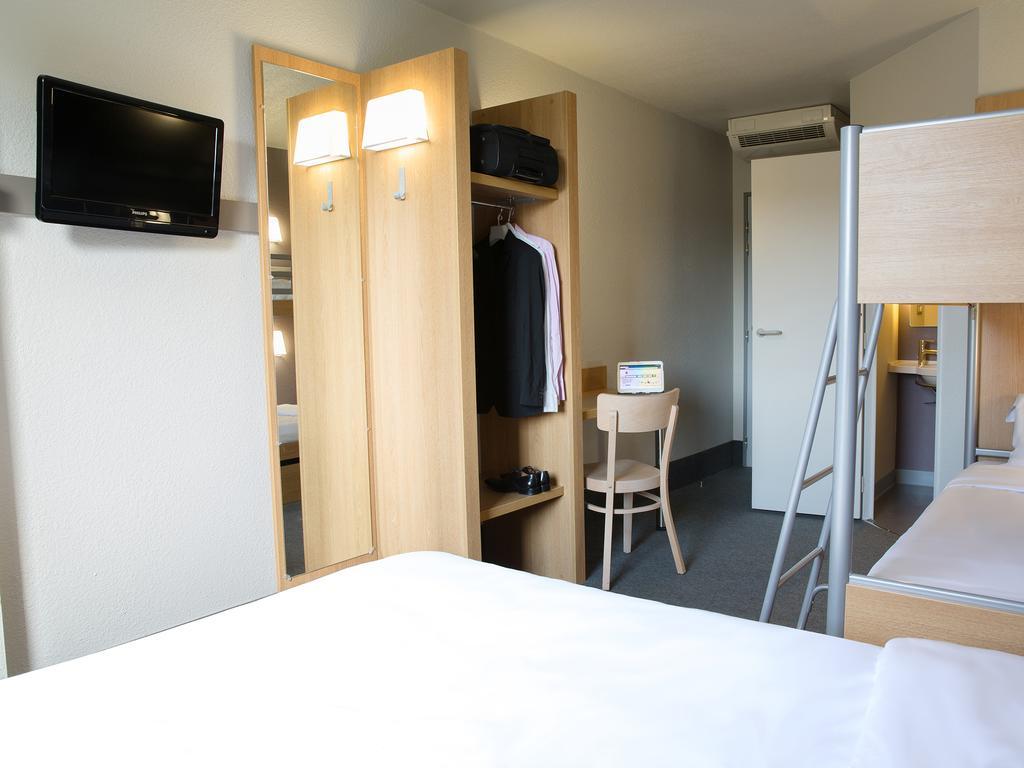 B&B Hotel Toulon オリウル エクステリア 写真