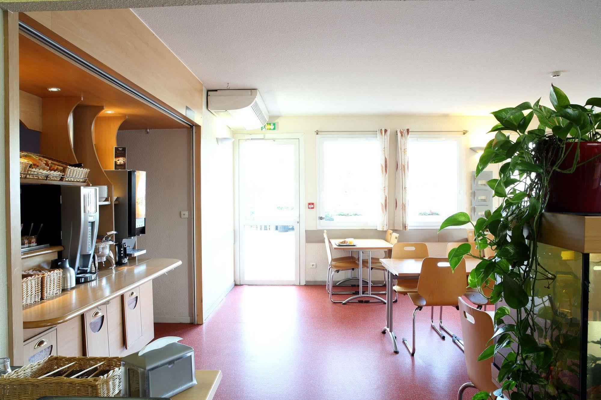 B&B Hotel Toulon オリウル エクステリア 写真